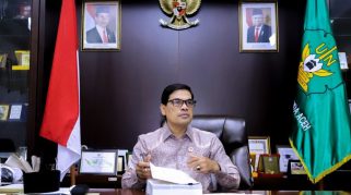 Rektor UIN Ar-Raniry Dukung Ingub Aceh soal Shalat Berjamaah dan Pengajian di Sekolah